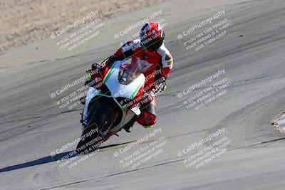 media/Jan-08-2022-SoCal Trackdays (Sat) [[1ec2777125]]/Turn 10 (2pm)/